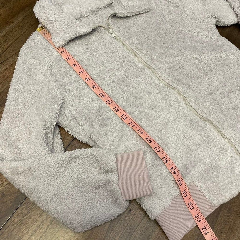 Fuzzy Teddy Jacket - Picture 6 of 13